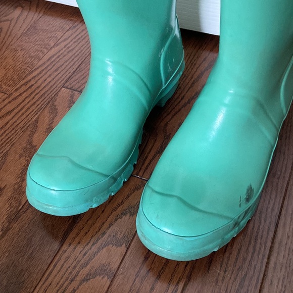 Cute Mint Hunter Boots Gloss - Picture 4 of 6